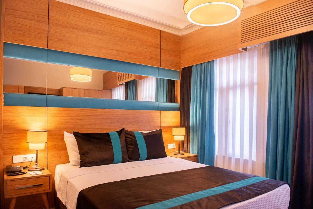 คารามันส์ ซีรน์เกชิ สวีท โฮเต็ล Hotel อิสตันบูล ภายนอก รูปภาพ